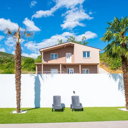 Villa Amor * 莫斯塔尔