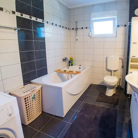 Villa Amor * 莫斯塔尔