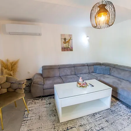 别墅 Villa Amor 莫斯塔尔
